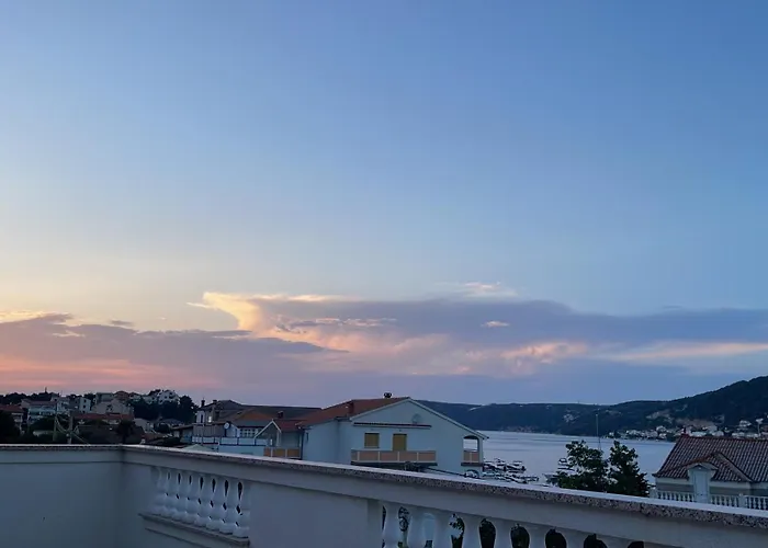 Superior Sea Side View 3*